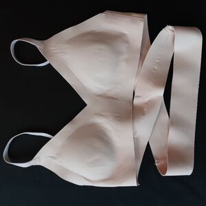 Lululemon Wrap Around Sports Bra